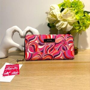 Trina Turk Designer Wallet – Retro Swirl Print – $38